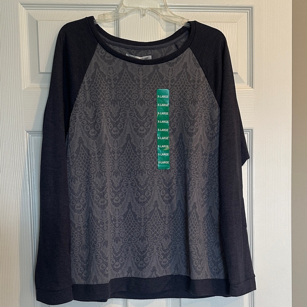 BRAND NEW - Adrienne Vittadini - Navy Heather Lace Pullover XL